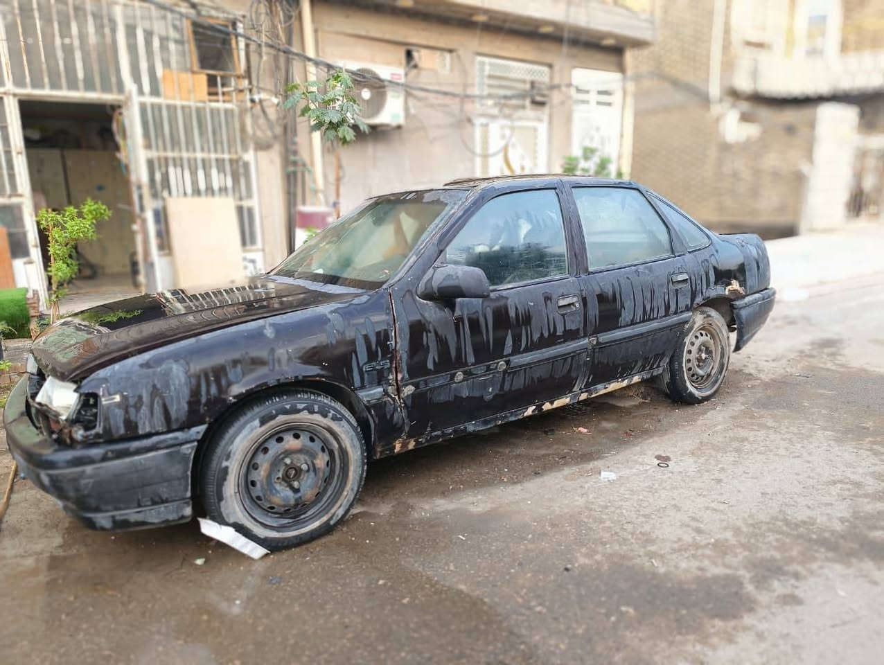 أوبل فيكترا • عاطلة • محرك نضيف