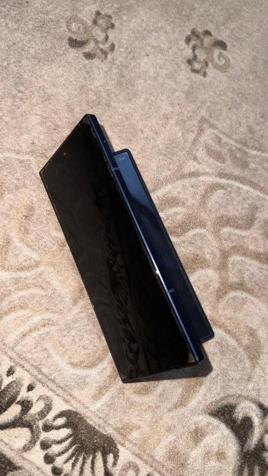 جهاز z fold 6 
ذاكره 256 
وتر بروف 
جهاز نضافه 95 نضيف كلشي مابي 
مكاني ديالى 
للتواصل ***********
السعر 950 وبي مجال
