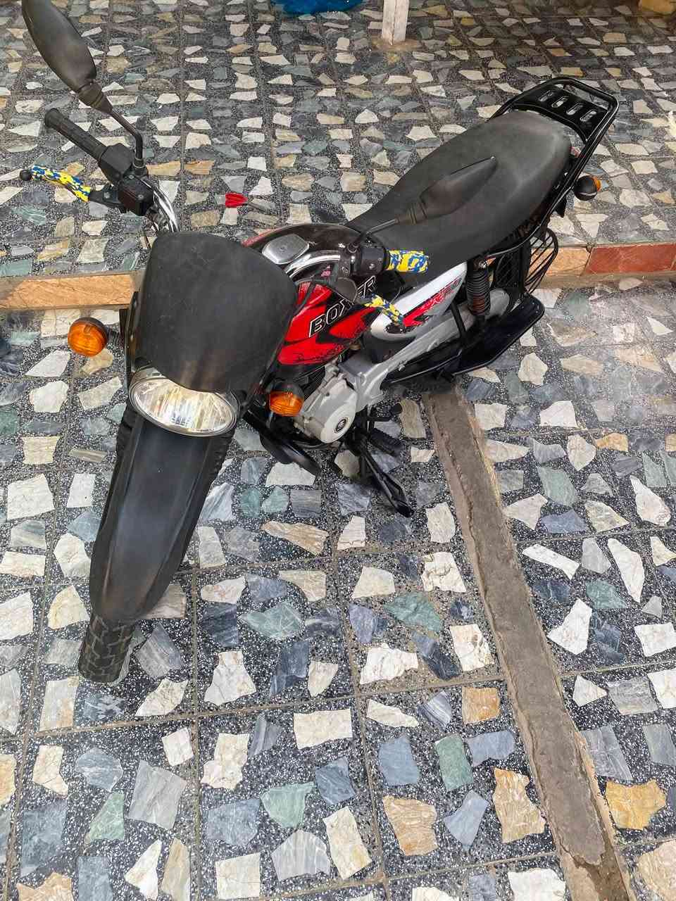 سلام عليكم بوكسر مديل 22دراجه ما مشتغله درفري دراجه نضيفه لا صرف ولا بخار دراجه حلوه وراقها ضايعه كفلك حلال تجي تاخذها من بيتي دراجه سعرها مليون وبيها مجال شراي خادم لك وهاذ رقم *********** علوان بغداد مدينت الصدر
