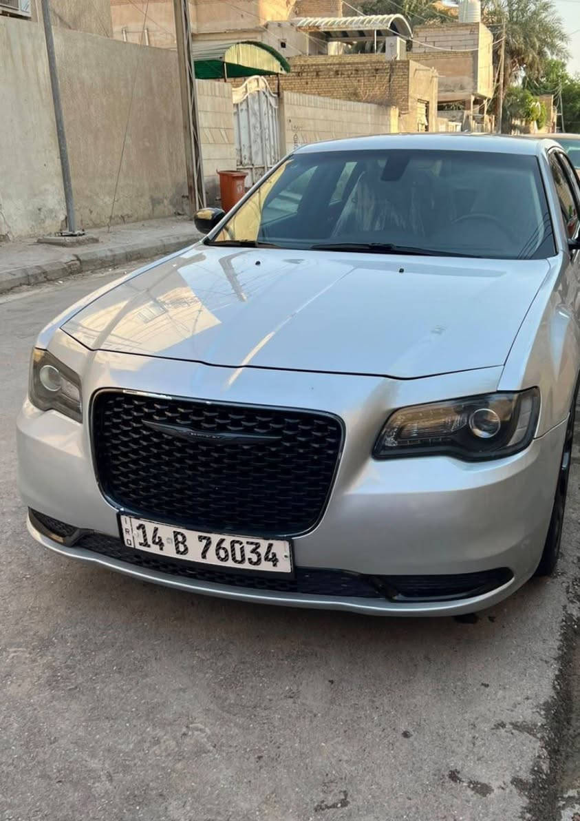 كرايسلر 300 ( أوباما) 2021 اصل معلايه 2022 مكمل معاملتها إرجاع للأصل بس منتظرين القرار.
الضرر ( تبديل باب اصلي و صبغ الجاملغ )
السياره جاهزه من كل النواحي استخدام شخصي مواصفتها معروفه.
السعر 195 ورقه و بيها مجال، مراوس بسياره اقل و فرق ماكو اشكال.
العنوان: البصره / التنومه 
الاتصال ***********
كرايسلر 300 ( أوباما) 2021 اصل معلايه 2022 مكمل معاملتها إرجاع للأصل بس منتظرين القرار.
