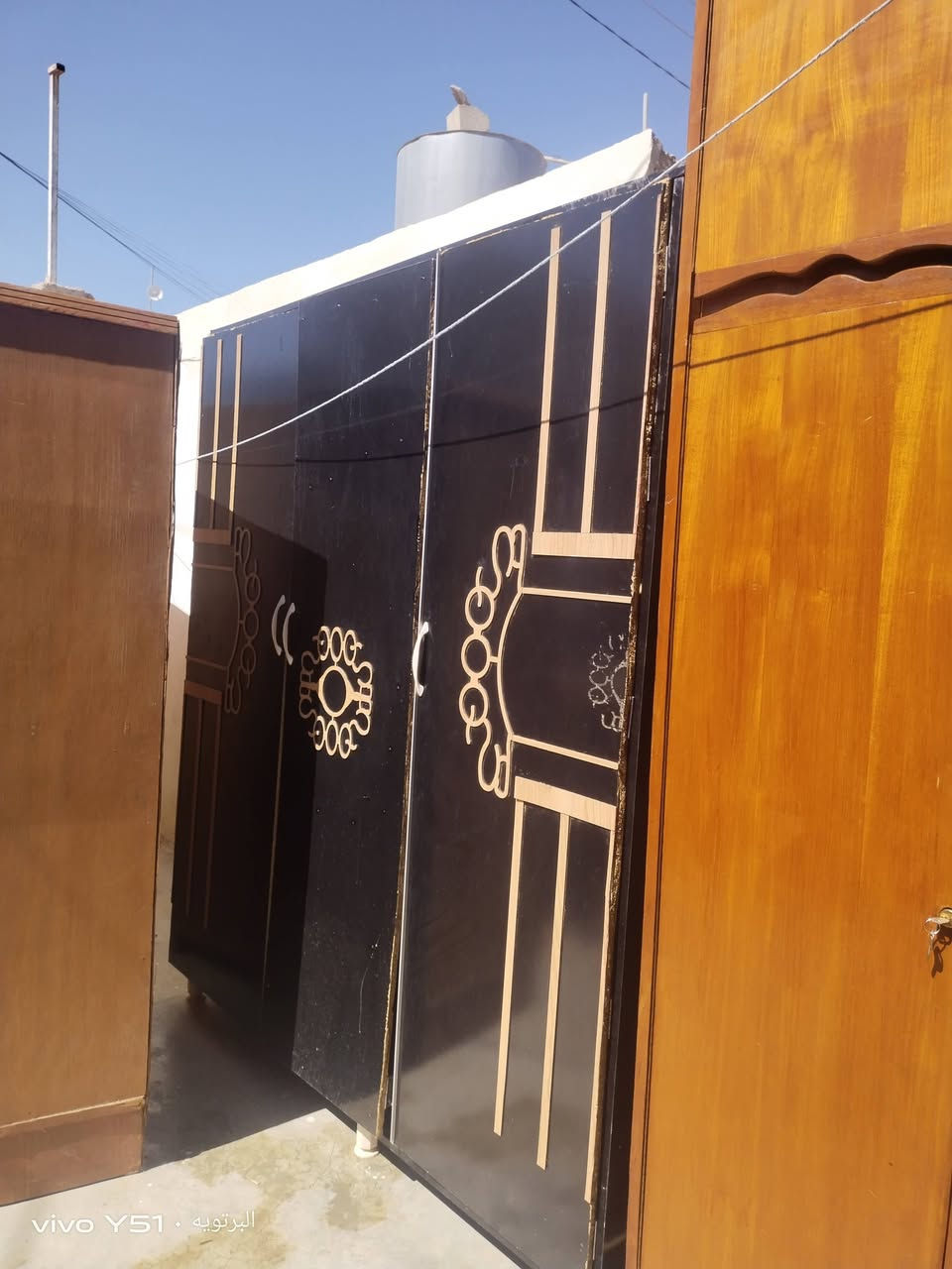غراض منزليه للبيع مكان طوز خرماتو حي عصرية قرب مدرسه سفين سعر خاص او رقم/***********

نص مكتوب في الصور:
- vivo Y51 • البرتويه
- vivo Y51 · البرتوبه
- vivo Y51 ● البرائوىه
- vivo Y51 ● البرتويه
- vivo Y51 البرونوه
- vivo Y51 • البراونه