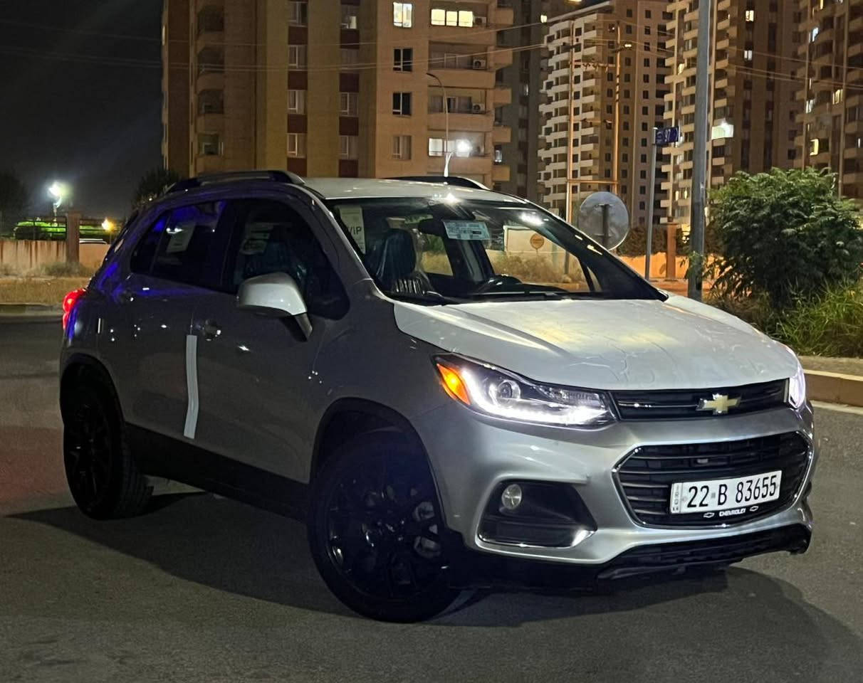 **شۆڤرلێت تراکس 2021 (Chevrolet Trax 2021)**
 * **مۆدێل:** 2021
 * **مواستفات:** LT فول مواسەفات (بەصمە، یەدە بەصمە، کۆشین کارەبایی، و چەندین تایبەتمەندی تر...)
 * **بۆیاخ:** 3 پارچە بۆیاخ
 * **مەرجەکان:** گێر و مەکینە، تحویل، و غەرامە هەمووی بەشەرت
 * **شوێن:** هەولێر
 * **نرخ:** 88 وەرقە (8,800$) + معامەلە
 * **ژمارەی پەیوەندی:** *********** أربيل, العراق
