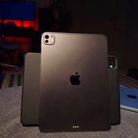 ايباد M4 • ١١ إنش • ٢٥٦ جيجا
