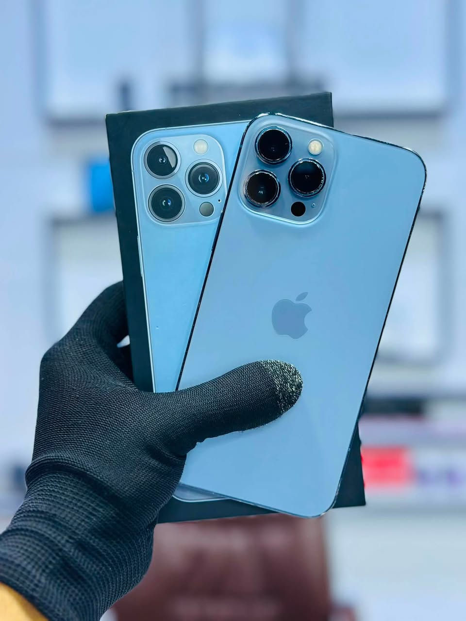 السلام عليكم متوفر:
♠️آيفون 13 Pro Max ذاكرة 128 مستبدل بطارية وكامرة امامية من شركة أبل✔️.

☑️***********☑️

☑️مركز سفن فون للهواتف النقالة☑️

