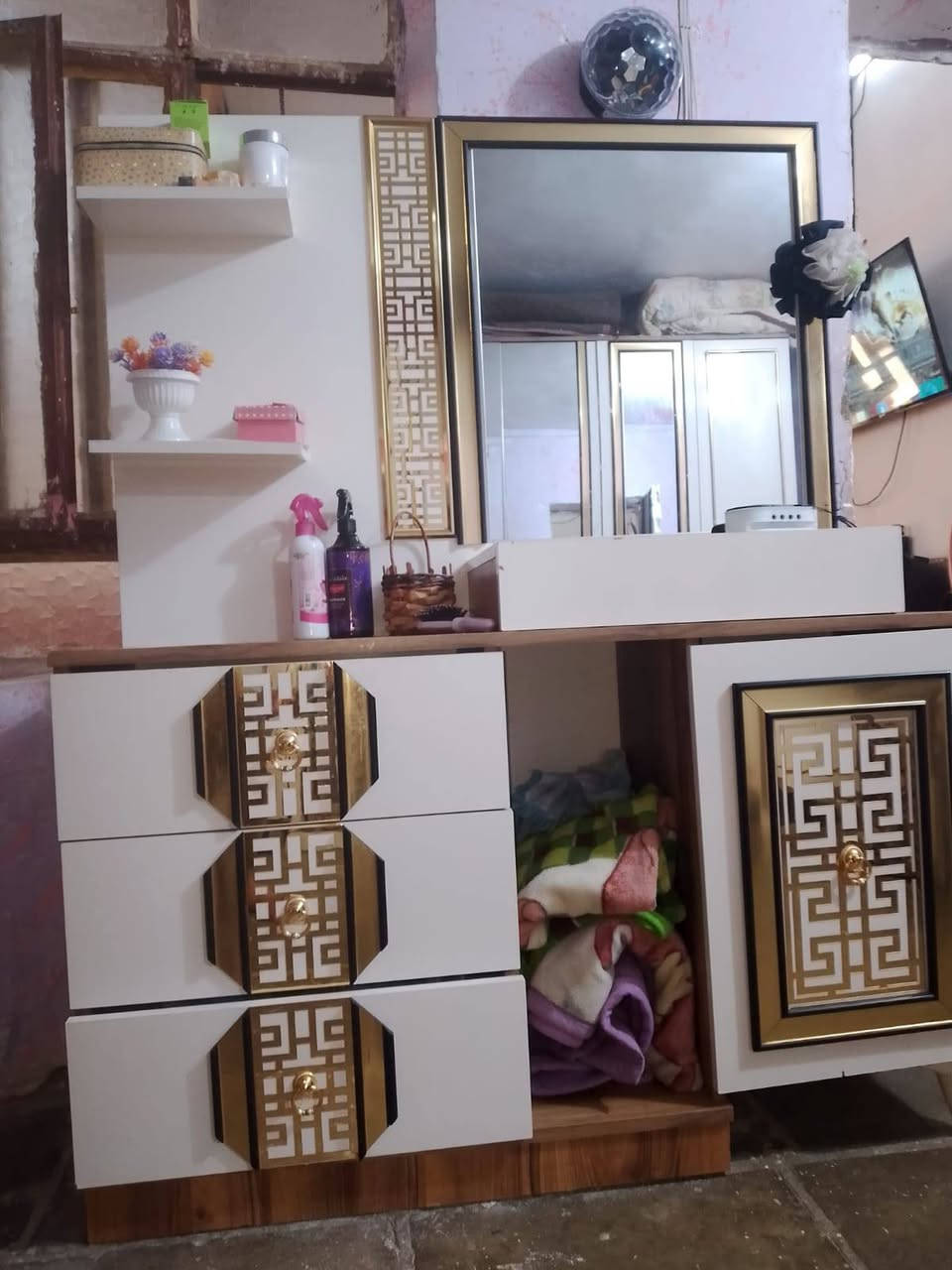 ١٠ قطع • تصميم تركي • النجف المشخاب