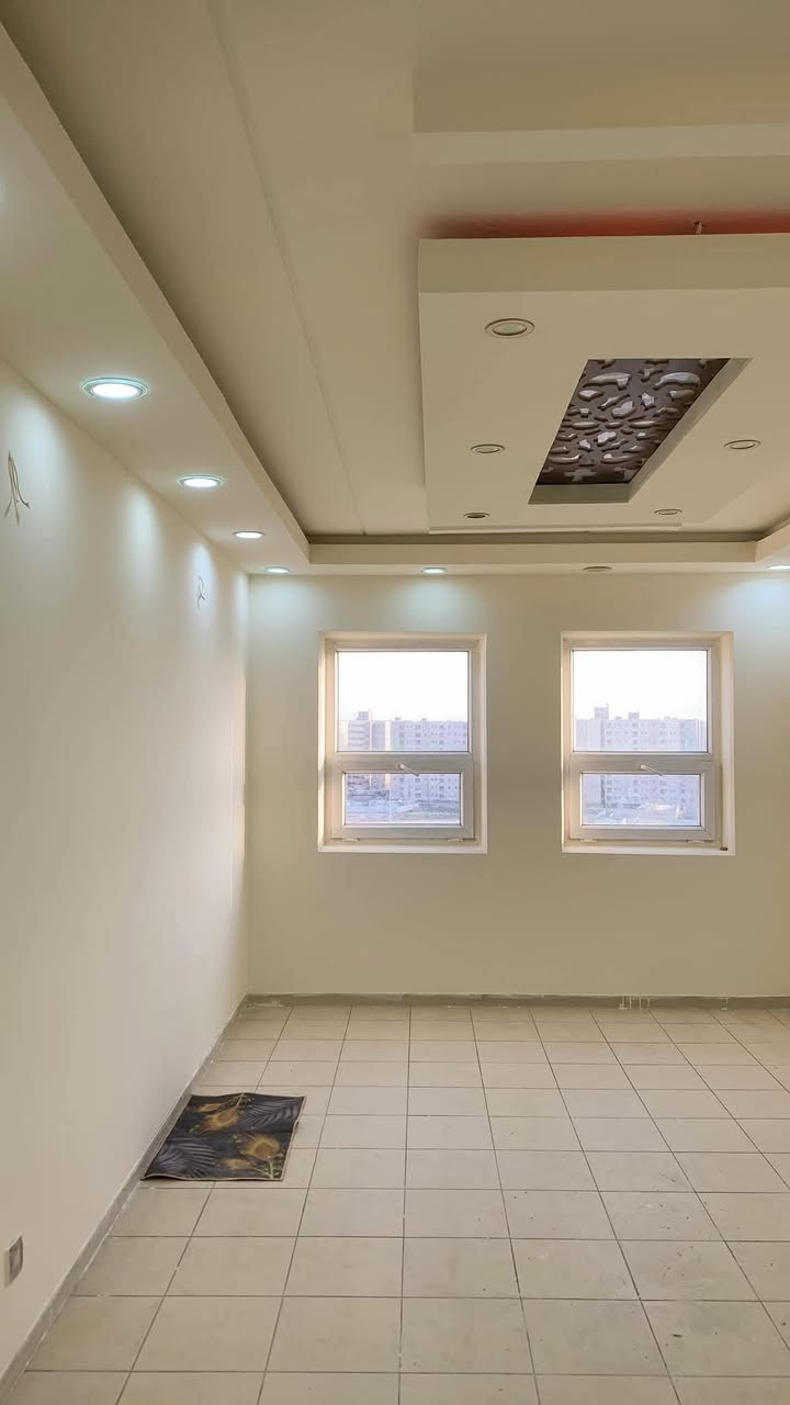 خلفه صباغ اشتغل باليوميه وقطعي ابو حسين الصباغ معالجة الرطوبه طلس عام سنفره صبغ سيراميك ***********

