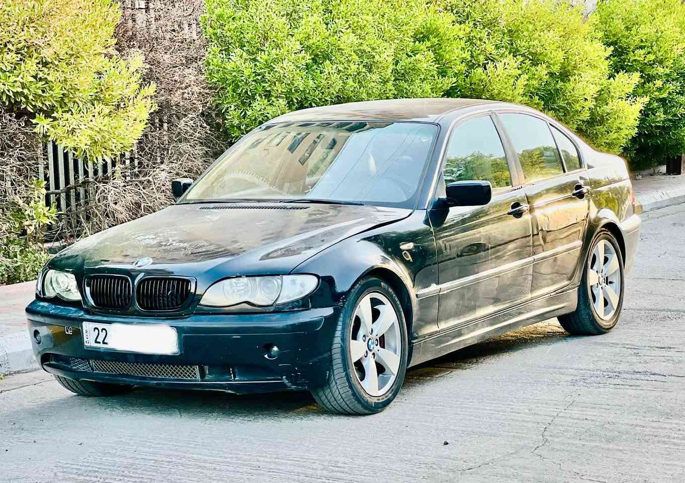 السلام عليكم 
للبيع فقط BMW E46 اصل 330i وكير اوتماتيك
السعر 80$ وبيه مجال بسيط
 جانت متروكه بيه كم ملاحظه
بالداخل بسيطات  
خليجية 2003مكفولة حتى الدعامات بدون صبغ 
البنيد جارد الكلير  فقط كله على وضع الشركه وكلشي بيه بلادي
وجاهزه حاليا ترايه جديد
ماشيه 150 الف حقيقي 
السياره فول ١/١ عدا السلايت رقم اربيل الجديد باسمي وهزه جديده وسنويه ٣١ مكانه اليرموك 4شوارع *********** بغداد, العراق
