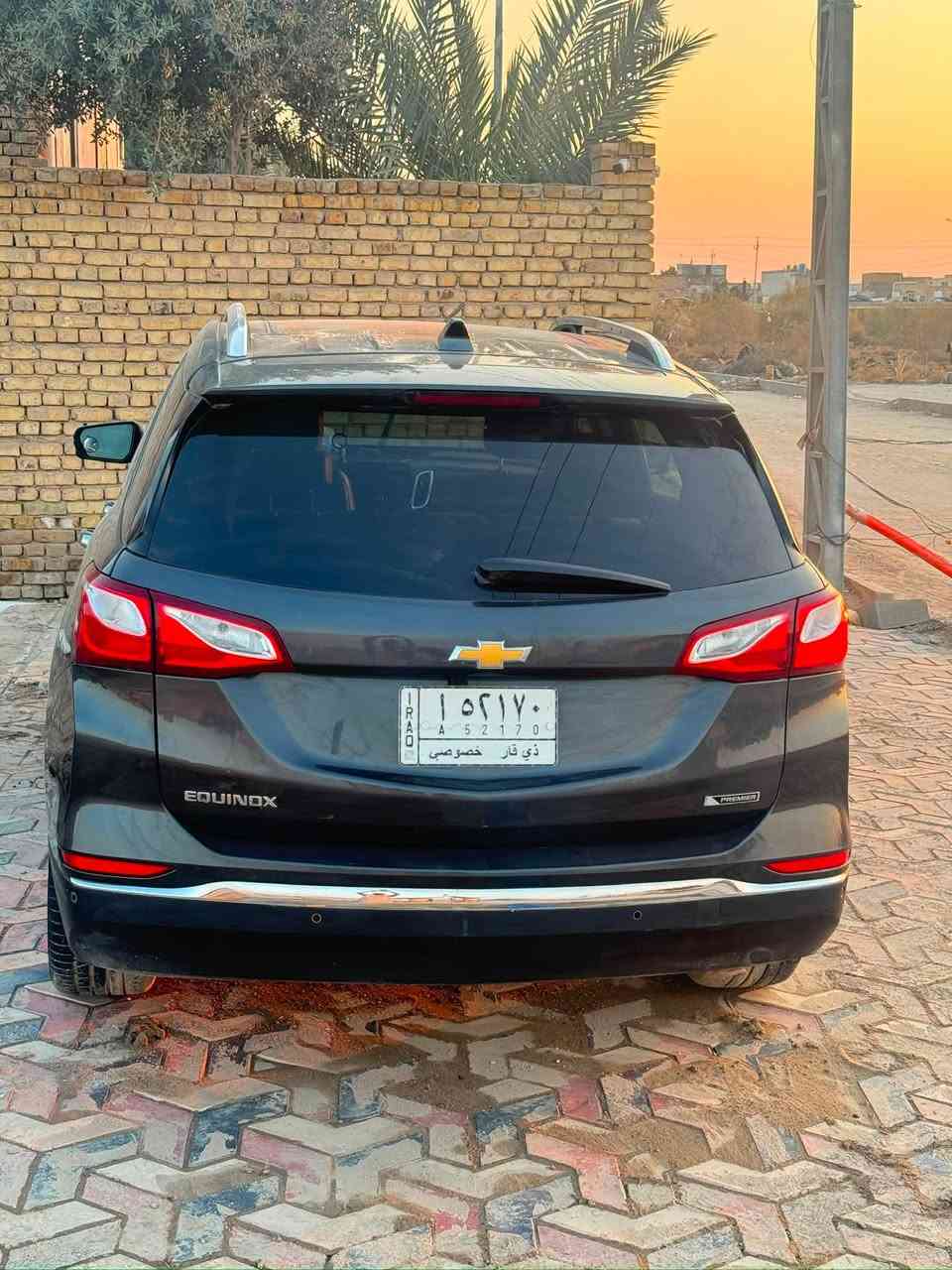 130وبيها مجال بيع او مراوس
اكوينوكس 2018 ذي قار حره ماشيه 90kmالف 
 مكينه 1.5تيربو تبديل (بنيد فقط)
 برميرر الفولل بنورامات اربع كامرات رادارات ويل 19 جلد كراسي كهرباء تدفئه تبريد ذاكرة خزن كرسي السائق وهواي
 مواصفات بعد البرمير تختلف
‎ذي قار /الشطره
***********
