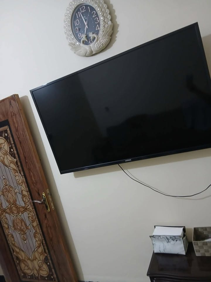 شاشة بلازما • ٥٢ بوصة • شرط الفحص