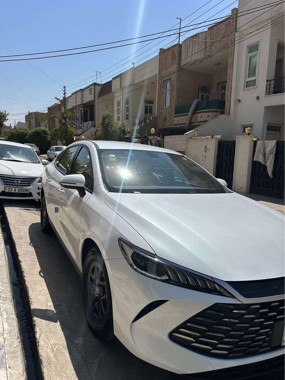 بیوایدی کوین پلاس ٢٠٢٥سەیارەکە زۆر خاوێنە ٢٣ هەزار ڕۆشتوە یەک قەڵەم کاری بجوکی هەیە باقی هەموی بەشەرت تەزرەش بەشەرت سەیارەکە بەناو خۆمانە١٣٣ وەرەقە مەجالەکی زۆر کەم 
ناونیشان هەولیر *********** أربيل, العراق
