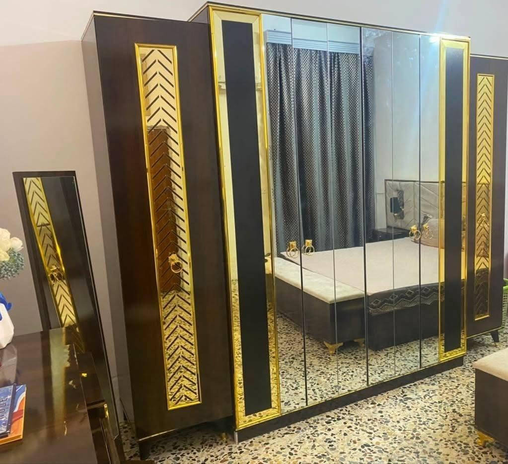 سلام عليكم غرفه تركيه نظيفه غرفه جديده كلش جديده مكان كربلاء ***********
