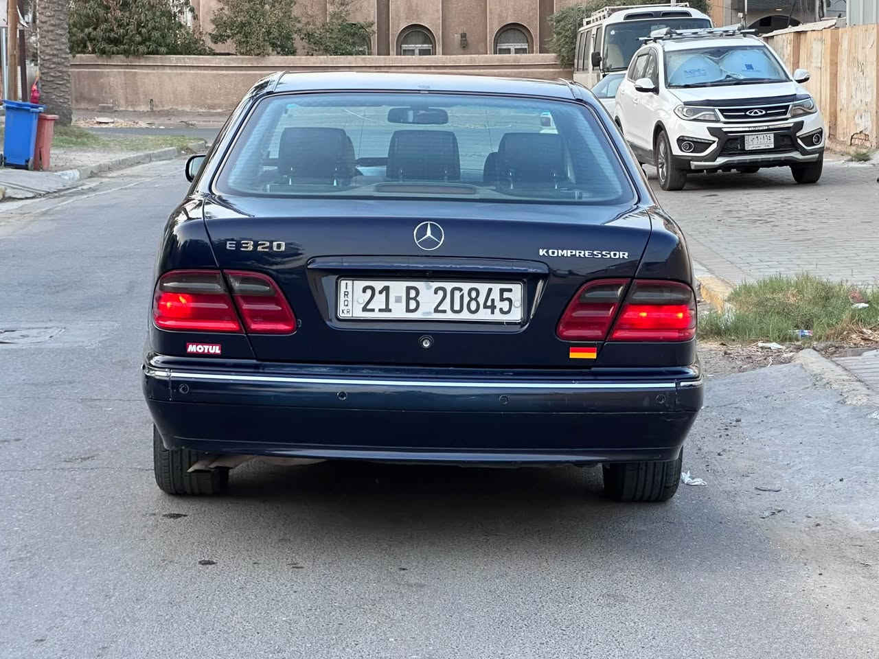 سلام عليكم 
للبيع مارسيدس ام عيون w210 حجم E200 موديل 2002

اخوان السياره وارد يابان وكلش جديده بيها قطعتين كلير فقط

رقم وسنويه وهزه كله جديد شرط التحويل او الوكاله حاضر 

محرك وكير جدد مكفولات من اي شي ولا مفتوحات شركه

سياره عليها ادامه كامله ما بيها نقص اي شي صفر مسج شرط

سياره مال بيت ممتعوبه ماشيه ١٨٥ الف كيلو بلاد ممنزل بلادي

صدر الخلفي والصدر المامي كله شرط مبدل جديد تراي زيرو

تخم تاير جديد تخم ويل كب بلادي شركه ممبدل باتري جديد

كهربائيات شرط من الطول لطول واير جطل ماكو بيها كلهابلاد

سياره جديده داخل وخارج مملعوب بيها كلها بلادي بدون عطل

السعر98 ورقه وبي مجال للشراي وماكو هيج سعر العنوان بغداد حي الجامعه 

‭***********‬ للستفسار اتصل مكلف بل نشر
