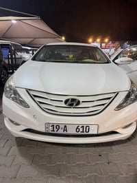 سوناتا للبيع مع رقم مميز موديل 2011 خليجيه 07702666729
