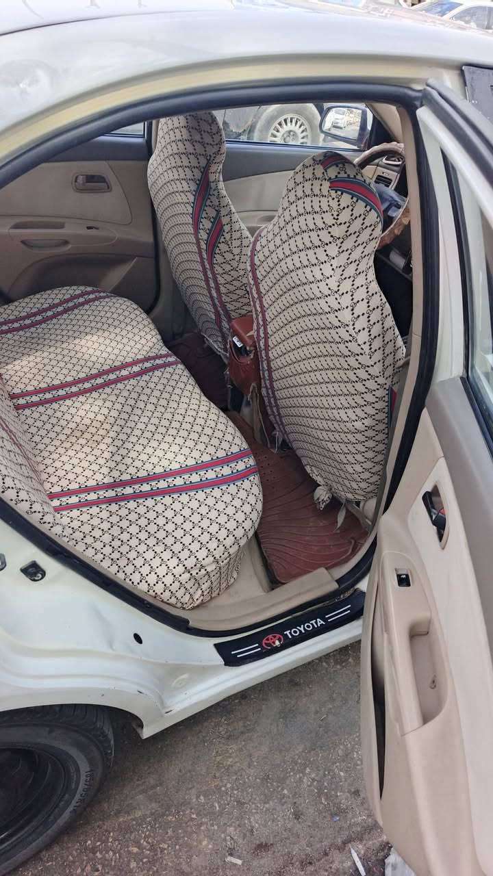 السلام عليكم كيه ريو مديل 9بسمي السياره جاهزه من كلشي مكينه كير حداديه جديده رقم نجف مميز السياره مكفوله عد باب صبغ او باردات شويه بيه السعر 85اوبيه مجال مكاني نجف الاشرف 
لاستفسار عل ***********
