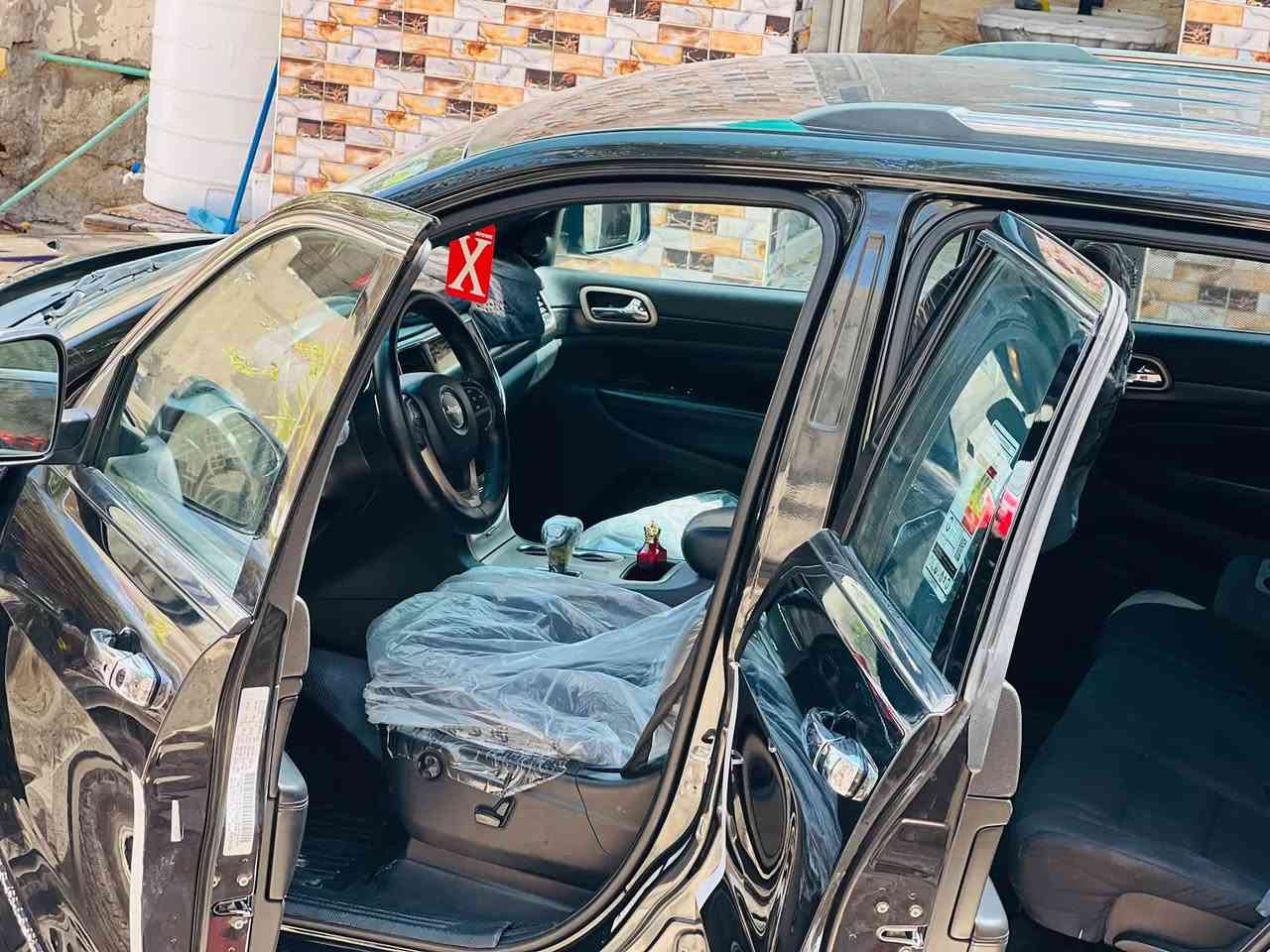 معروفه مواصفاتهه ماحاجه اذكر
كفاله ماعده طخت من امريكه  بلباب سايق وعدلته سعر ١٨٥ بيه مجال قليل 

بصره ***********
