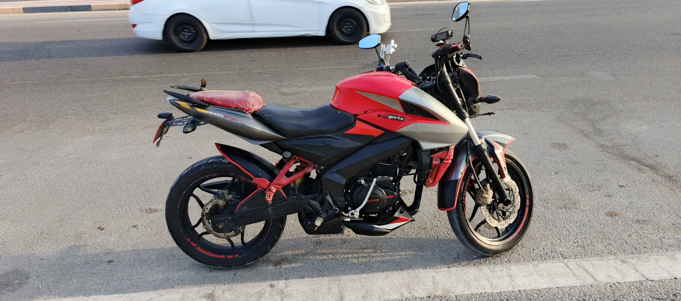 بولسر ns200 • محرك دايون • يحتاج كهربائي