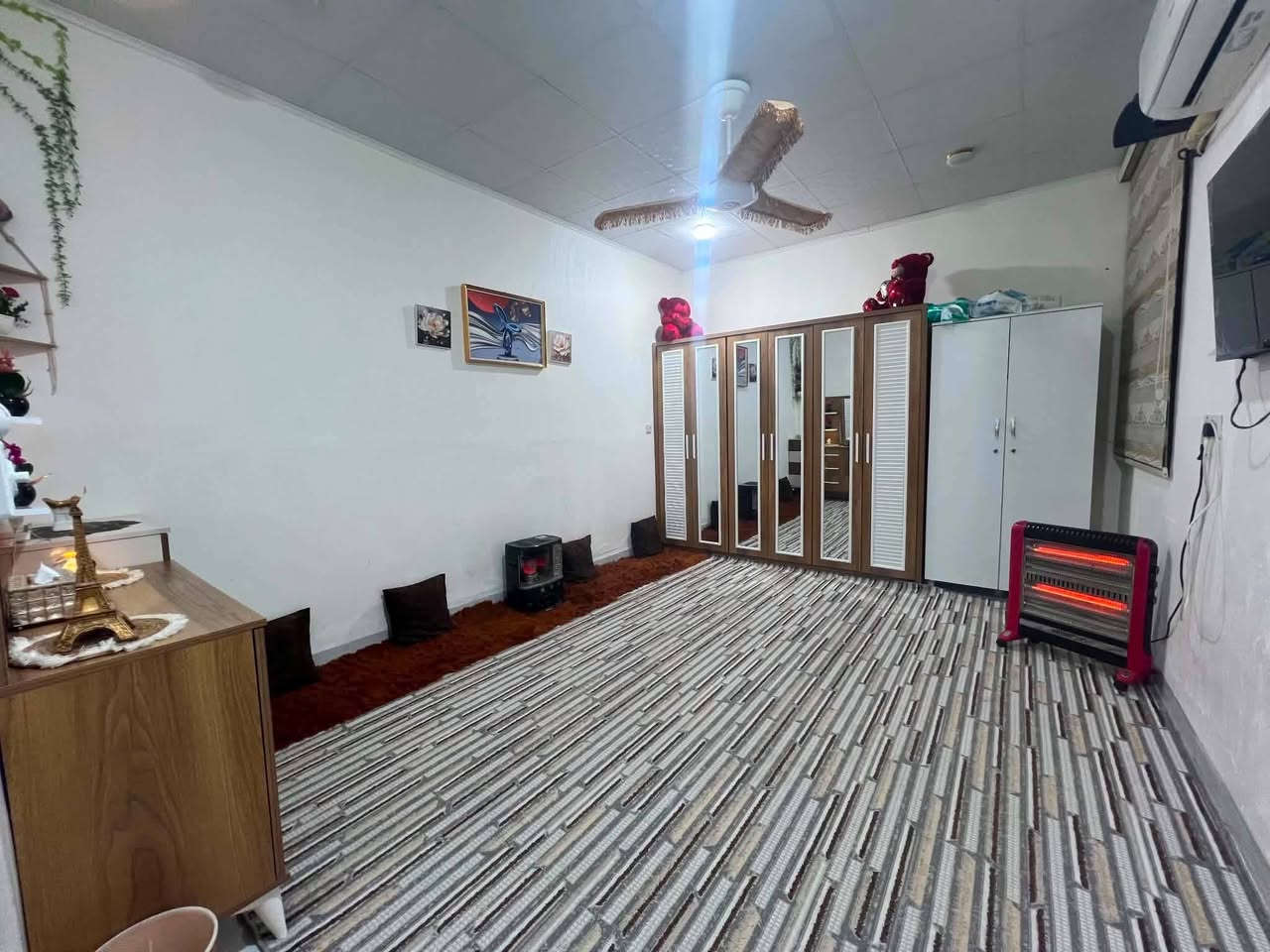 بيت للبيع في داره كوناره مساحه 75 متر طابو زراعي 
طابق نص 
مطبخ  صاله غرفتين نوم  مجمع صحيات 
داره كوناره فرع كلات
اتصل على هذا الرقم 
***********
***********
