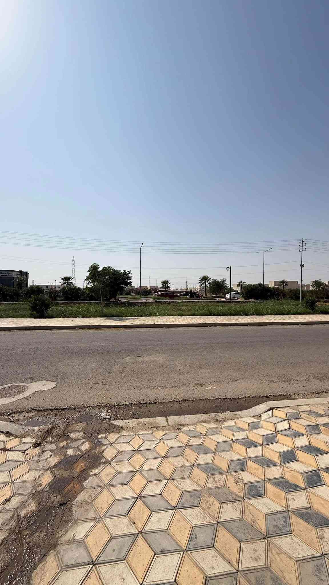 تكريت القادسية • دار تجاري • كراج كبير
