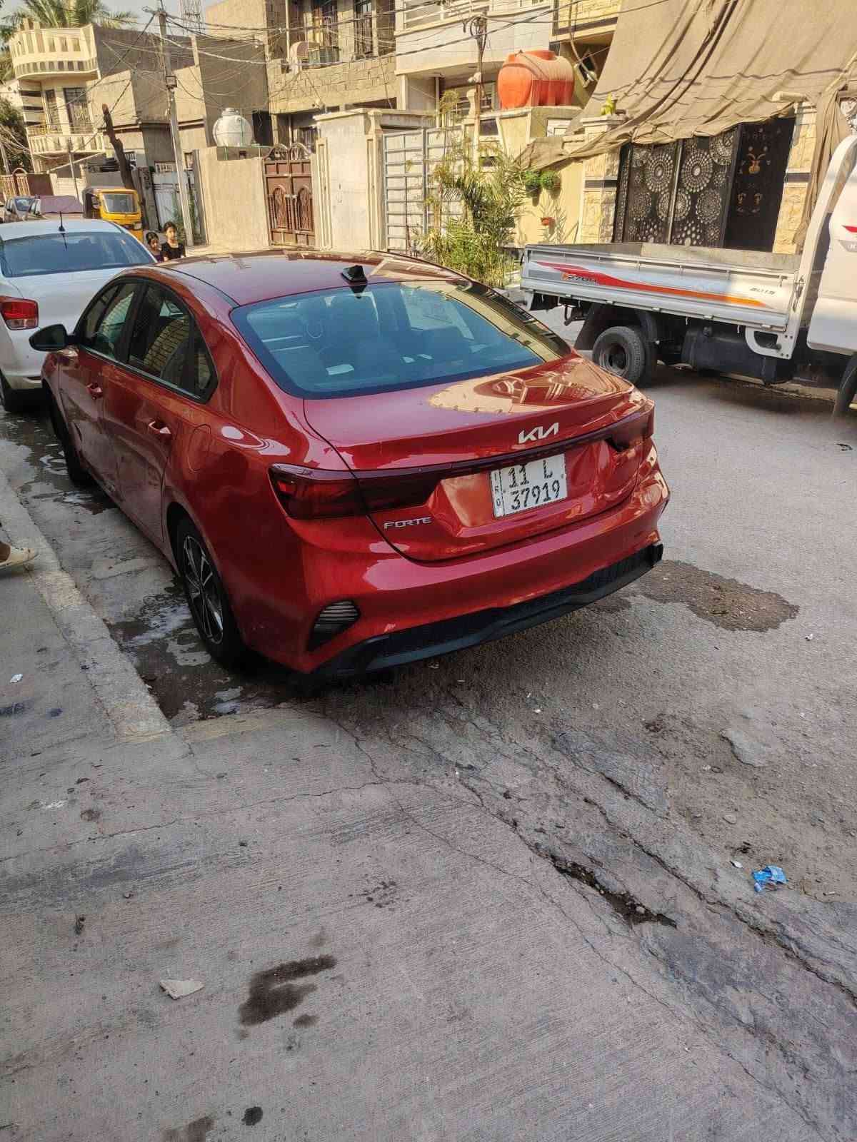 سلام عليكم فورتي 24     
ضر كما دعاميات مبدله هلال بارد فقط 
نص فول سيارة 
جلد مسويله
الون احمر دم. غزال 
سعر153بيه مجال 
سيارة بدون حادث  
*********** رقمي 
مكاني بغداد الدورة حي اسيا
