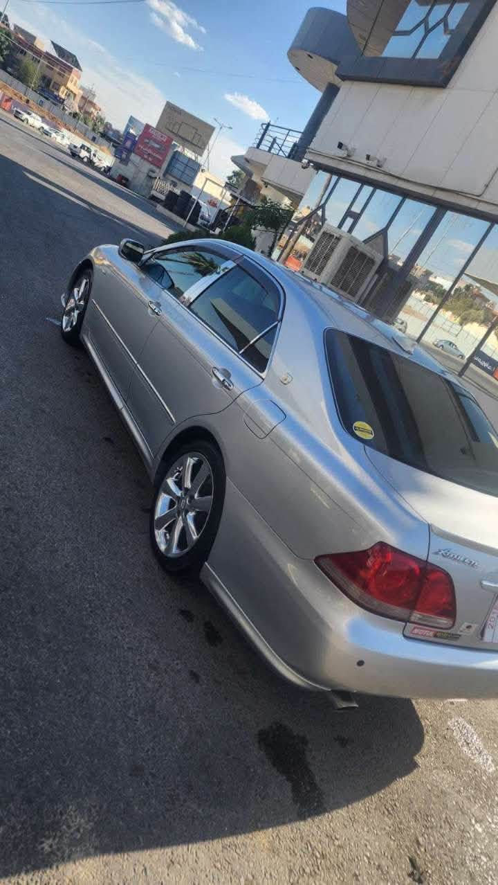 شاهينة • ٢٠٠٥ • ١٨٢٠٠٠