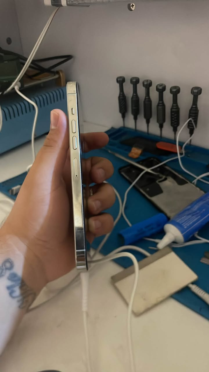 آيفون ١٣ برو ماكس ذاكره ٢٥٦ جهاز مبدل شاشه وبطاريه وعدسه شاشه مو درجه أوله بس لمس وحركتهه حلوه جهاز قفله ٤٠٠ ألف قفل فيس إيدي شغال العنوان الدوره فلكه أبو دشير 
***********يوسف
