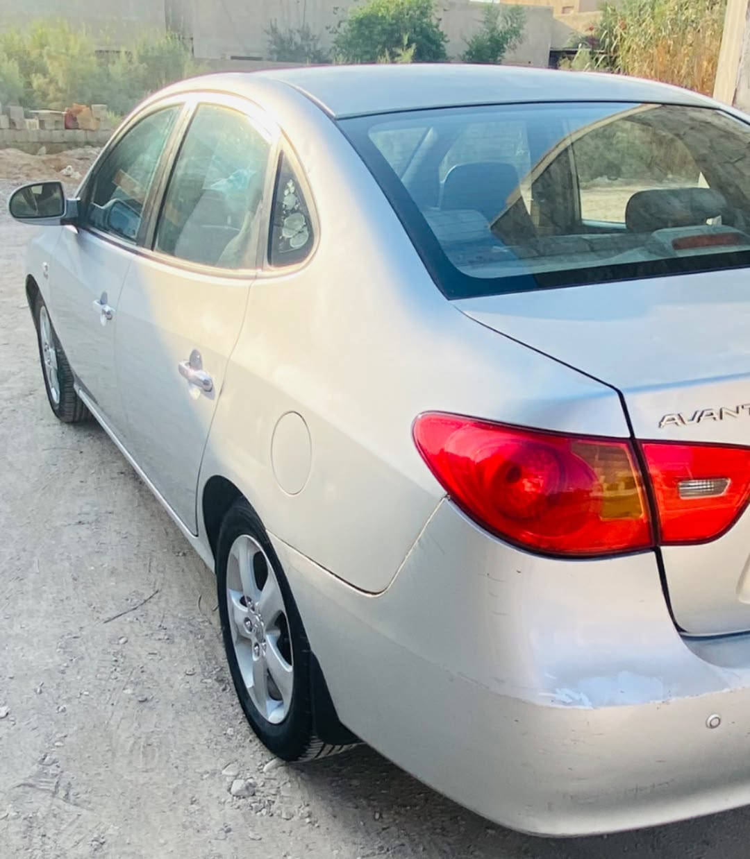 السلام عليكم
افانتي للبيع كوري 1600 
فول مواصفات 
محرك كير مكفول 
صدر تخم تاير تبريد كله جاهز 
رقم بغداد 
مكانها ديالى بعقوبة 
***********
سعر 78 
ملاحضة /السيارة مكفولة من الكص فقط تصليح
