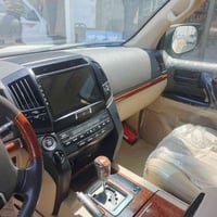 لاندكروز • ٢٠١٥ • مشي ١٧٠٠٠٠