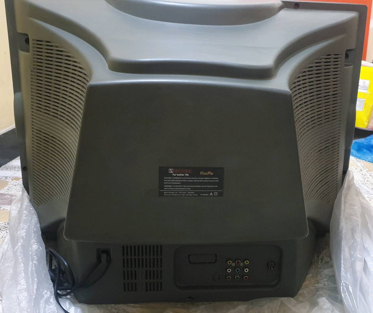 ١-  شاشة للبيع نوع LG أصلية حجم 42 عقدة بدون نت ستلايت داخلي HD شغالة على الفحص رمونت مالتها الاصلي مال الشركة كارتونتها والكتلوكات موجودة نظيفة كلش استخدام قليل مداخلة تصليح ابد شركة .
٢- تلفزيون منظدي للبيع نوع شونك فلات حجم 25 عقدة شغال على الفحص مع ريمونت الاصلي شركة مداخل تصليح ابد بالكارتون . 
للتوصل ***********   .
مكاني بغداد الطالبية.
