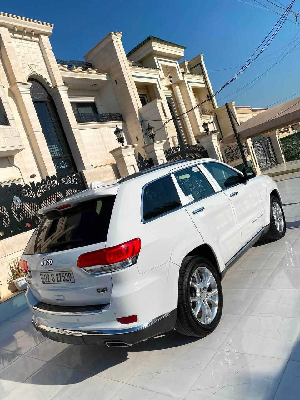 جـيب 2014 سومت كنـدي دخول كلين كفاله من الحادث كفاله شاصي لغـد السيارة كلش نظيفة 

سنوية وهزة جديدة باسمي تحويل مباشر 

محرك 3.6 
رادار امامي 
تبريد وتدفئة كشنات 
سقف بانوراما 
صندوق كهربائي 
مري جانبية كهربائية
شاشة مسويله برمجة نظام SRT تظهر صوره السيارة بيه 
 
التشغيل عن بعد
 هواي مواصفات بيه بعد والسومت معروف شباب

السيارة كفاله عامه فقط كارت صغير ع كد إصبع 
وبارد صغير ع كد اصبع تجي وتشوفها بعينك 

السيارة حدادية صدر جديدة 
تخم تاير جديد 
تخم دسكات جديد 

موقع السيارة ديالى بعقوبة 

السعر 227 $ 

الشراي يتصل وبخدمتة ***********
