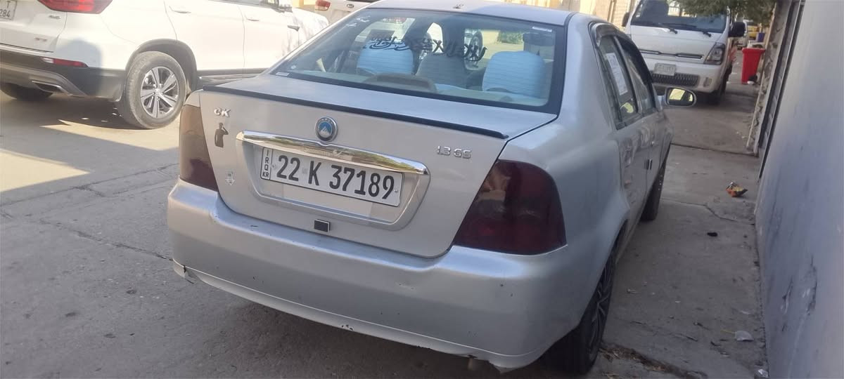 السلام عليكم سيكا 2013 لون سلفر رقم اربيل الدولي تحويل مباشر تبريد ثلج ضخم تايرات سياره حلوه جامات الكهرباء وجير عادي كهربائيات وكل شغاله والاستفسار على هذا الرقم *********** سعر السياره 40 وبيها مجال للطيبين درهم مراوس حسب القناعه
