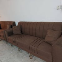 عليكم عندي تخم كامل ١٥ مقعد.  وية الكوشات كامل لونة جوزي. جديد مامستعم...