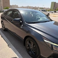 النترا 21فول موصفات عدا الفتحه  بصمه  شاشه  رادارات  تشغيل عن بعد  صند...