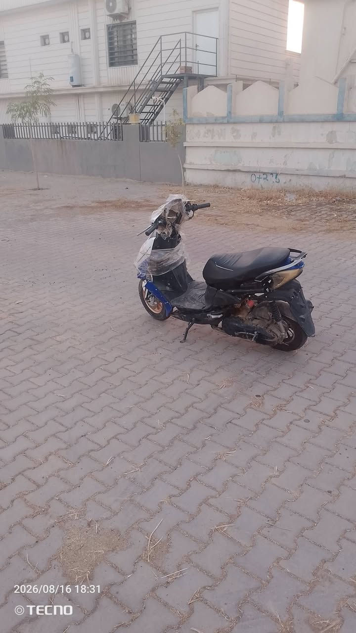 سلام عليكم ماطور ماكس  مكينه150سرعه140مطور مكينه لاصرف لابخار شلعه معدل فول مابي اي عيب بشرط  للبيع سعره150اوبي مجال قليل للطيبين او للمراوس شعندك نزل مكان كركوك رقمي***********

