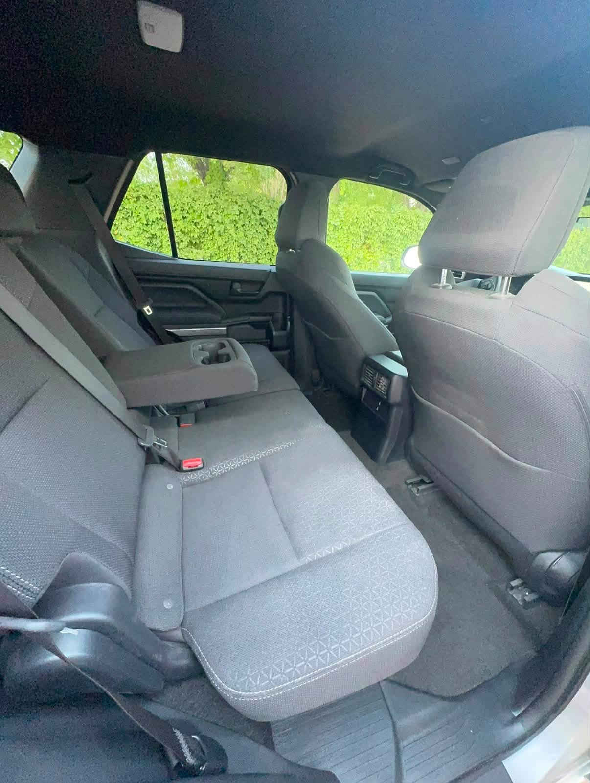 السلام عليكم

TOYOTA  4RUNNER SR5 ✍️

تويوتا فورنر شكل جديد 🆕

موديل :- 2025

~ تويوتا فور رنر 

~ وارد أمريكا  

~ محرك 4 سلندر  توربو 

~ فئة SR5 

~سيارة جملغ و قباغ صندوق صبغ

بدون دواخل بجم كبس

~ ايرباكات سليمة بيلادي مامفتوحة 

فقط ارباك برده مرجع بلادي 

~موصفات 

~شاشة الكتروني

~ بصمة 

~ فور ويل ( 4*4 ) 

~ شاشة كبير  كاميرة دوار 

~ كاميرة خلفية 

~ داخلية اسود ملكية 

~ رادار أمامي و جانبية 

~ كشن أمامي كهربائية 

~ لايتات عدسة زينونة 

~تحديد سرعة 

~  5  راكب 

~ ماشي 690 ميل صفر كيلومتر

~سيارة رقم كاتي لازم ترقيم شيمالية

تكالف رقم 16 ورقه

~ رقم شانسي موجود للمنشور 

~ سعر  ( 370 )💰 الف دولار بيها مجال 🤏

~ مكان  📍 عقرة 

رقم تلفون ***********
واتساب  ***********

