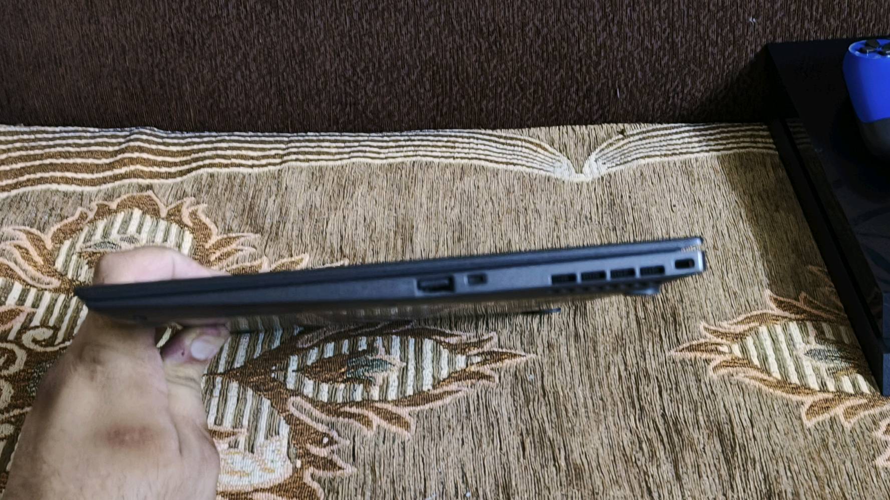 حاسبة لينوفو x1 carbon نظيفة حدا جدا للاعمال المكتبية و للالعاب المتوسطة
المواصفات : 
معالج كور اي 5 جيل 6
رام 8 كيكا
الذاكرة 256 ssd
كرت الشاشة داخلي شير 4 كيكا
شاشة حجم 14 FHD
سلم نحيفة جدا و خفيفة الوزن
ملحقاتهه جنطة و شاحنة
اذا احد اشتراها بالسعر الكامل انطي هدية اضافية
( ماوس + سي دي روم )
مكاني الحرية
غير متوفر توصيل