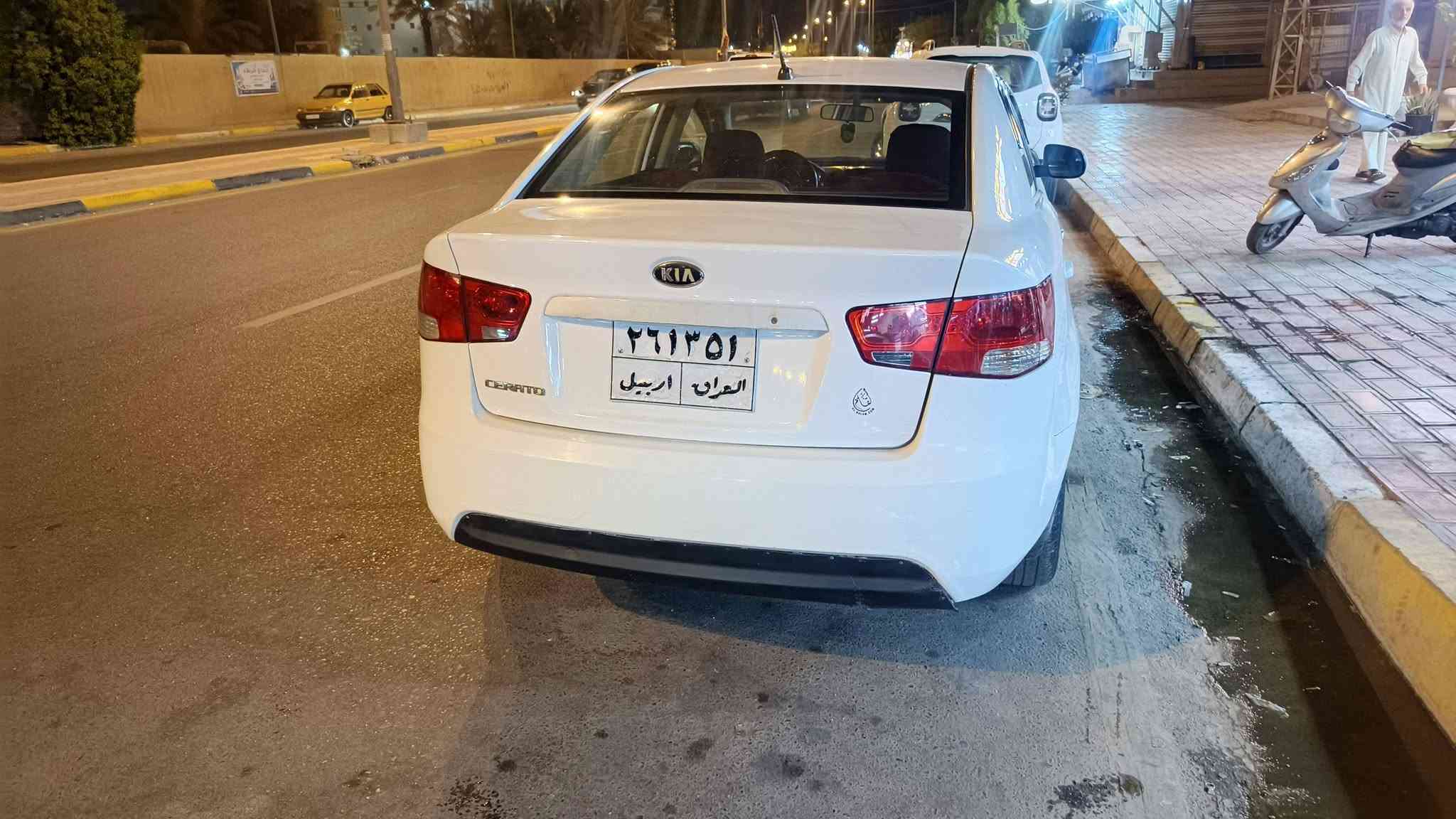 سلام عليكم سيراتو 2012 عندي وكاله عامه بيها وبسم كردي بيها قطعتين صبغ بدون اي دواخل كير مكينه  تخم تاير جاهزه السعر 80وبيها مجال بسيط اتصل وبخدمتك ***********
