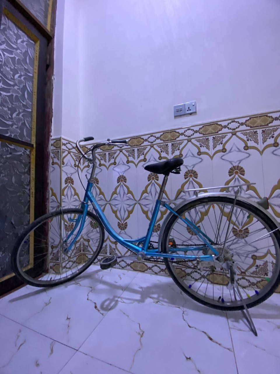 بايسكل للبيع ب75 وبيه مجال ***********
