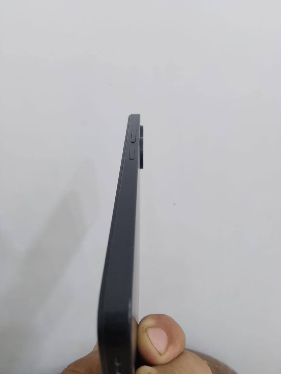 السلام عليكم
تليفون poco c65  بوكو

التليفون نضيف الله شاهد 

بس بي كسر بسيط ما امئثر عن اللمس ابد مثل ما موضح كدامكم 

سعرة: 110الف بي مجال

للتواصل: ***********🫡
