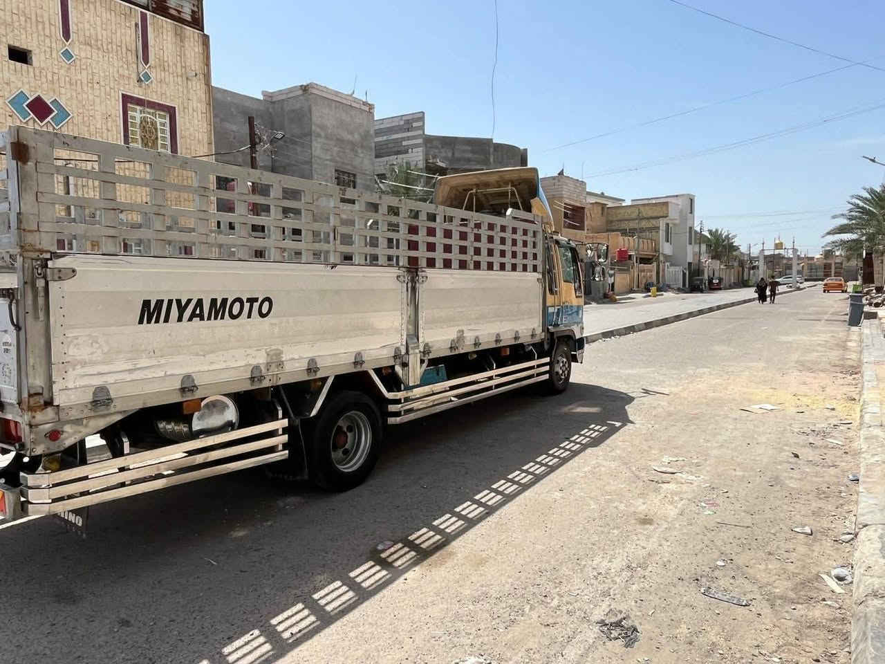 سلام عليكم هينو انكر 80عادي خط واحد 
مديل 97رقم بصره نكليزي سياره جديده 
طوله 6وربع بلاد بدي 4قطع 
مكان السياره بلبصره سعره /230/بيه مجال 
***********/***********/
