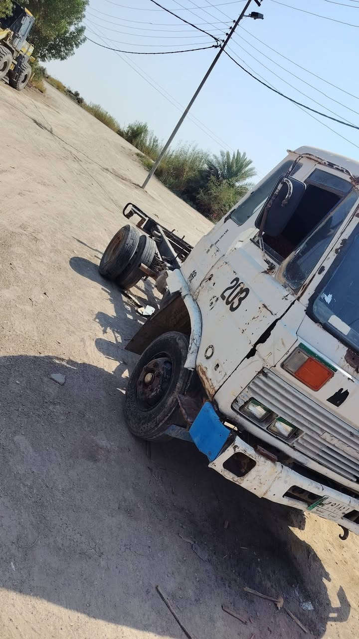السلام عليكم نيسان عظم  بل سنويه انشايه بسمي مكينتها بعدهي اعله السحك توني جفتت بل نجف دهن التجفيت بيها بعده ما مشتغل عليها حت4ساعات كير شرط اكسن وشاصي شرط كهربايات كلها شغاله توني مدوشمها  مكان السماوه السعر40 وبيها مجال  استفسار ***********
