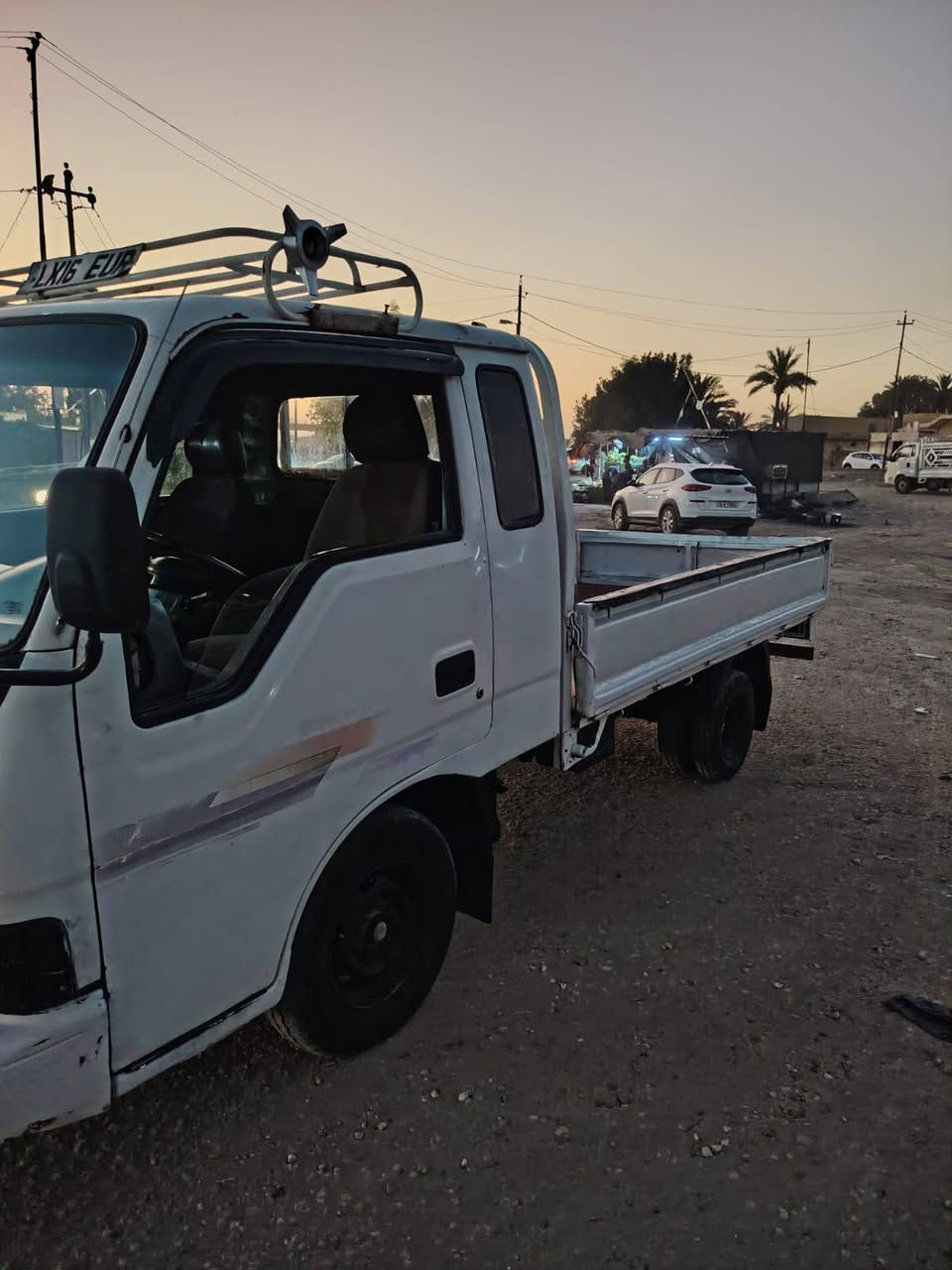 السلام عليكم
كيا حمل فونتيره للبيع موديل 97 سياره جاهزه شاصي مكينه تخم تاير  باتري جديد سياره خير من الله ماعايزه شي سنويه جديده تحويل جديد باسمي لل2031 سياره جاهزه السعر 50 بيه مجال قليل للاستفسار الاتصال على رقم ***********
