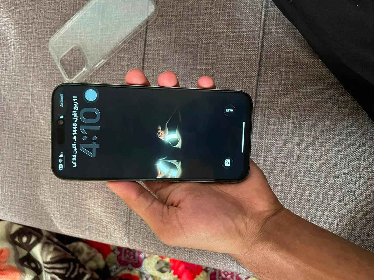 السلام عليكم 
ايفون ١٤ برو ماكس
ذاكرة ٢٥٦
الون كما موضح في الصوره
شريحة وحده
مبدل بطاريه
وشاشه 
كلشي شغال بي الفيس أايدي شغال
٥٥٠
نموذج M
الرقم***********
جهاز كلشي مابي
