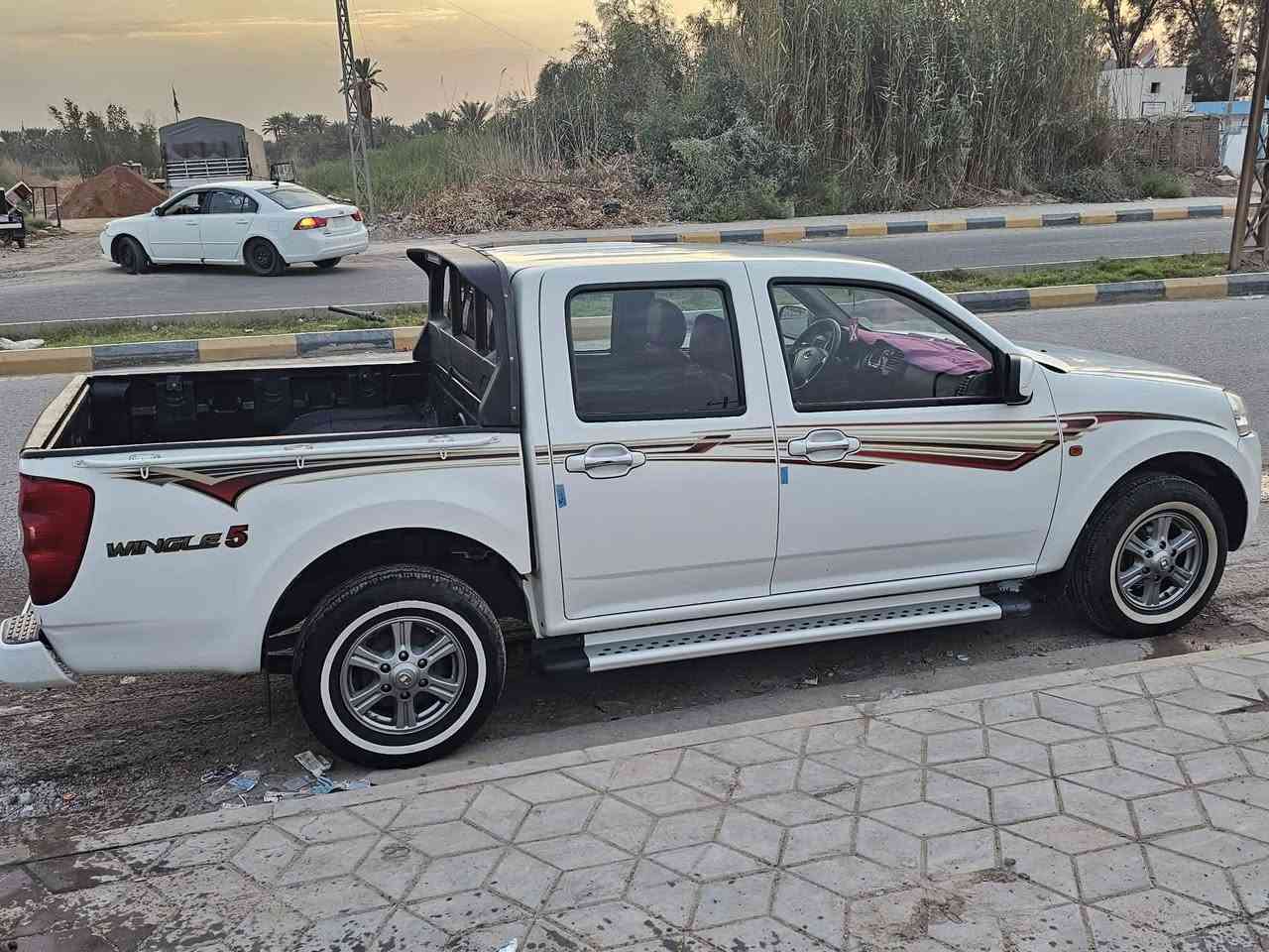 السلام عليكم كريت 19 كفوله كفاله عامه من الشخط والصبغ والرش والرصعه للبيع او مراوس بكيه 17 وفوك العنوان الدوانيه الرقم ***********
