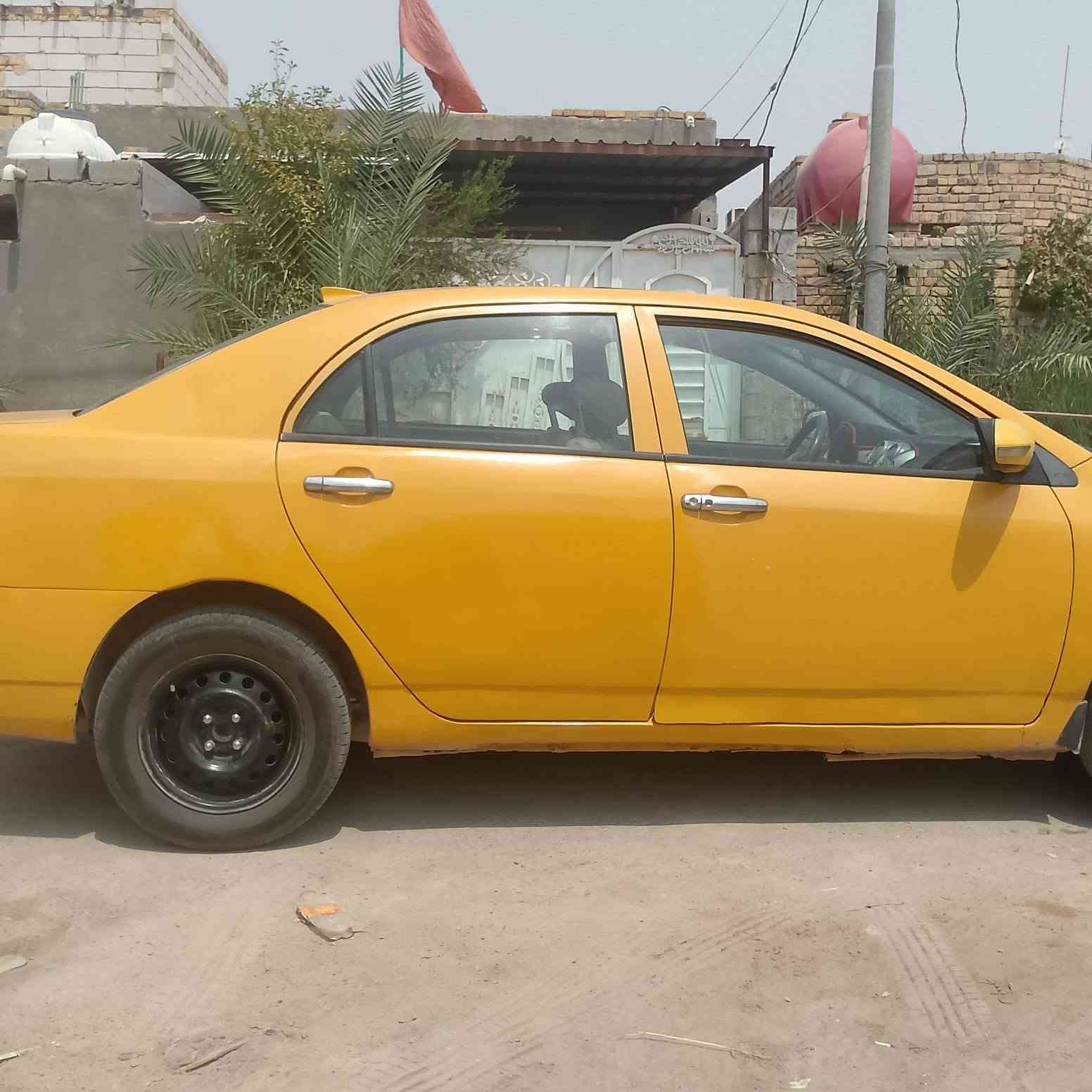 بي واي دي جي 3موديل 2013 للبيع سياره جاهزه من كلشي مصفره هيهئه وغرامات للسنويه مجدده 2029 مكان اليوانيه شافعيه ***********
