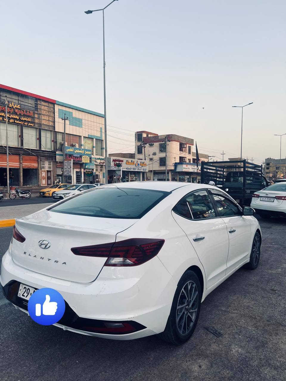 السلام عليكم 
هونداي الانترا 2019 للبيع 
فول موصفات عداالحساسات 
ترحيب 
صندوك ذكي
 
شاشه قرائة اعطال
فتحه  بصمه 
مكينه 2.0دوش
كشنات جلد السونار مرفق مع الصور 

رقم واسط مكانه الكوت 

السعر؛150 وبيه مجال 

الاستفسار :***********
