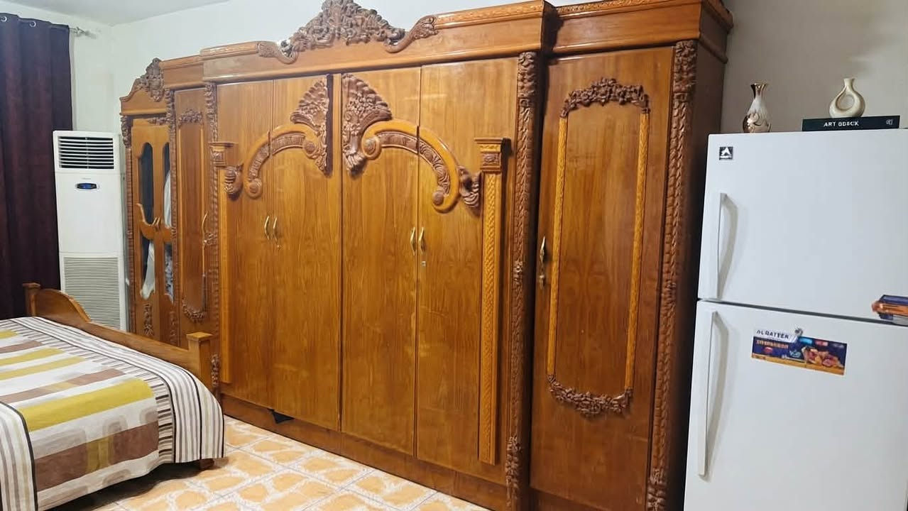 غرفه أخشاب  عراقيه كنتور برغي ما مفتوح بي قويه تبقى وياك عمر
للاستفسار مراسله خاص 
***********
