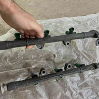 عندي مسطرة بخاخات مال ٦ سلندر   اشتريتها وماشديته للبيع بلادية اصلية م...