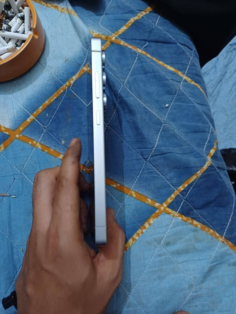 السلام عليكم S25 الترا 1 تيرا عين الفهد مستخدم شي قليل كارتون ضايع قيم بليرضي الله خاص ما موجود واتساب وتصال ***********
