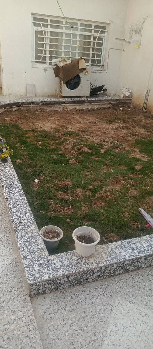 للبيع بيت زراعي سند 25 مساحه 260 طابقين عنوان دوانم النفط شارع شركه نفط ميسان قرب اسواق ماركه جكليته اتصل ***********
