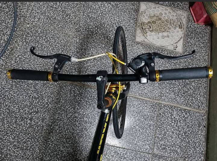 السلام عليكم
c700 ياباني اصل
7 نمر جديد جداًجداًجداً وسريع جداً 
متوفر 
بغداد_الدوره
للبيع سعر 100الف وبي مجال
او مراوس دراجه شحن
*********** فقط وتساب
متوفر
